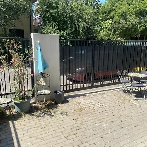 Apartament Lovely In In, Bucureşti